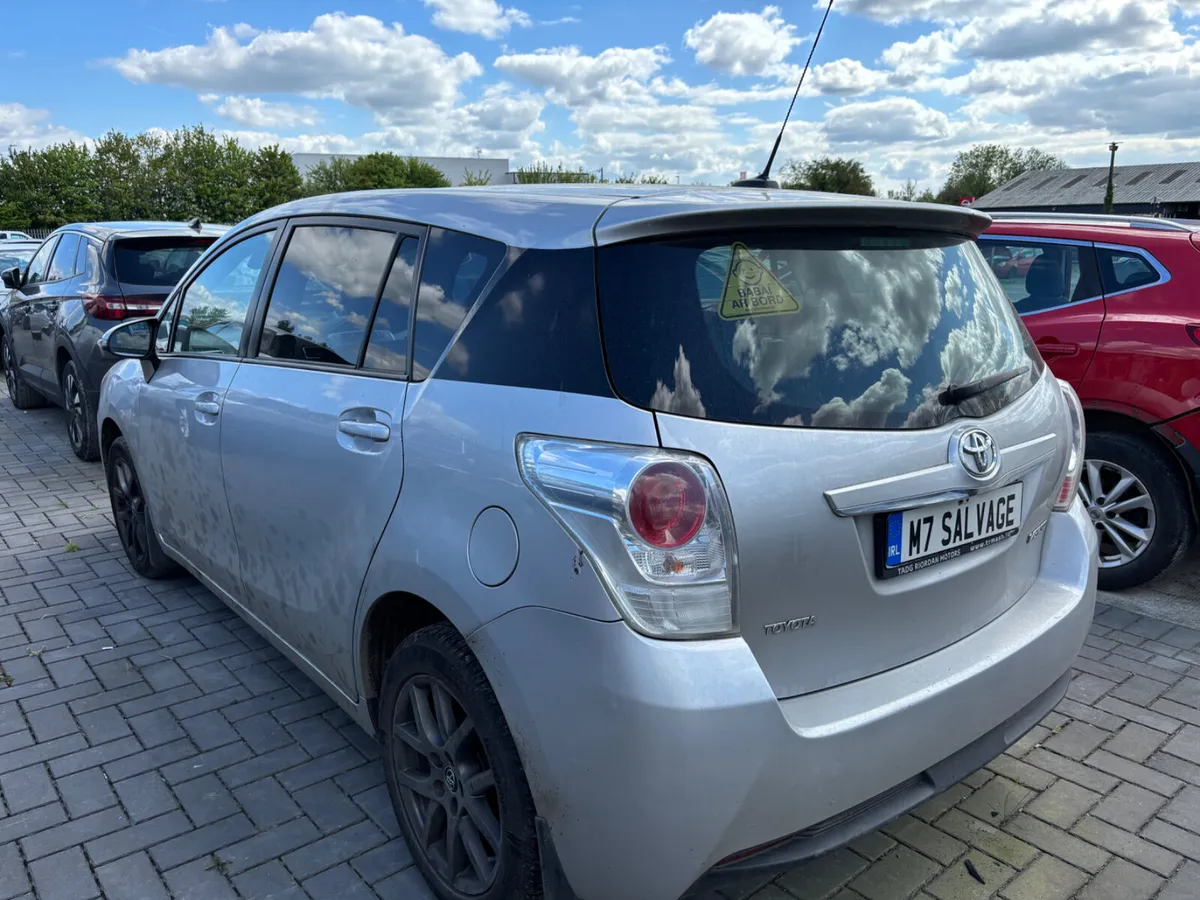 15 Verso Trend D4D 1.6 120k miles Drives - Image 4