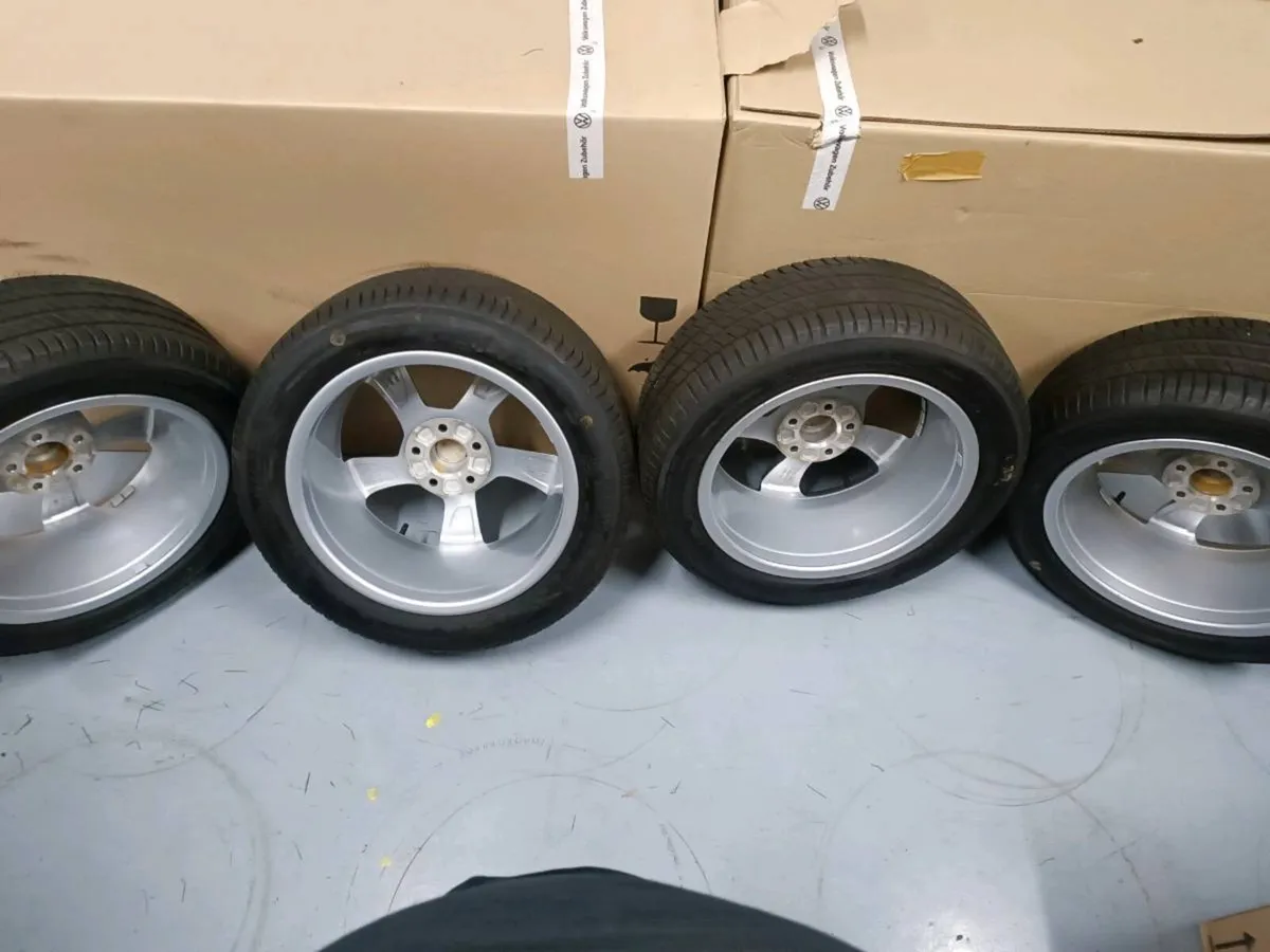 Audi Alloys and tyres Like New - Image 2