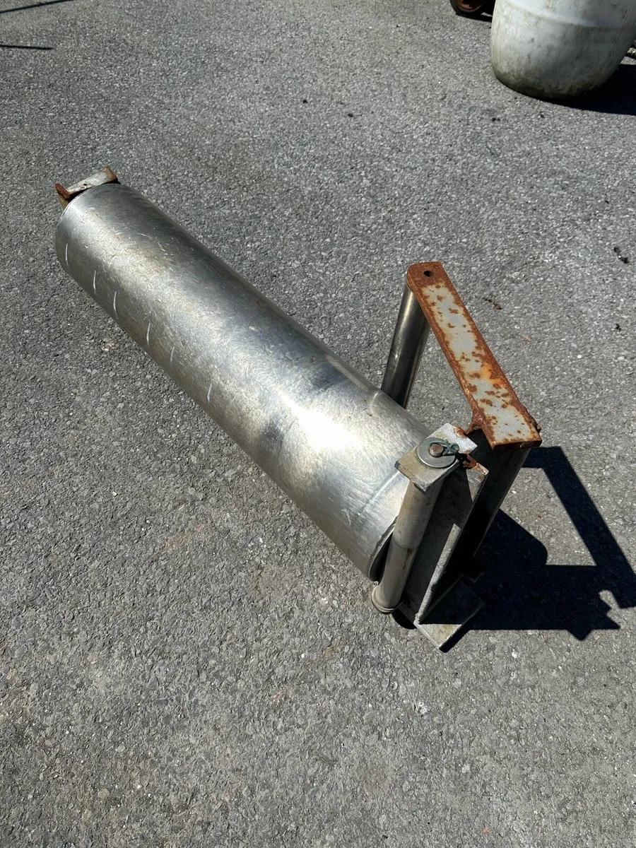 Stainless gunnel roller - Image 1