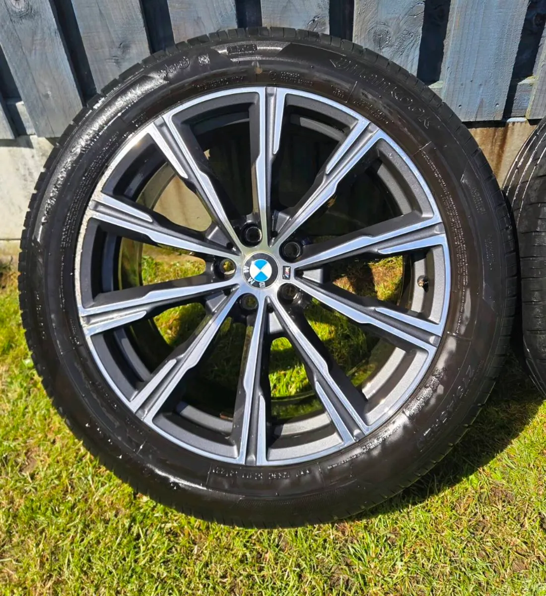 20" BMW X5/X6 G05/G06 Alloys and Tyres - Image 2