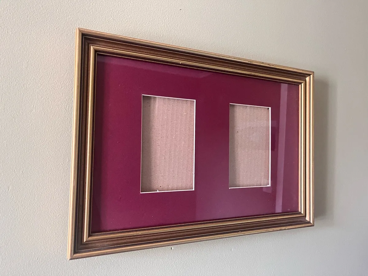 Frame with mount