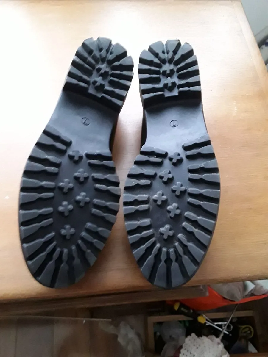 Brand new black flat heels shoe size - Image 2