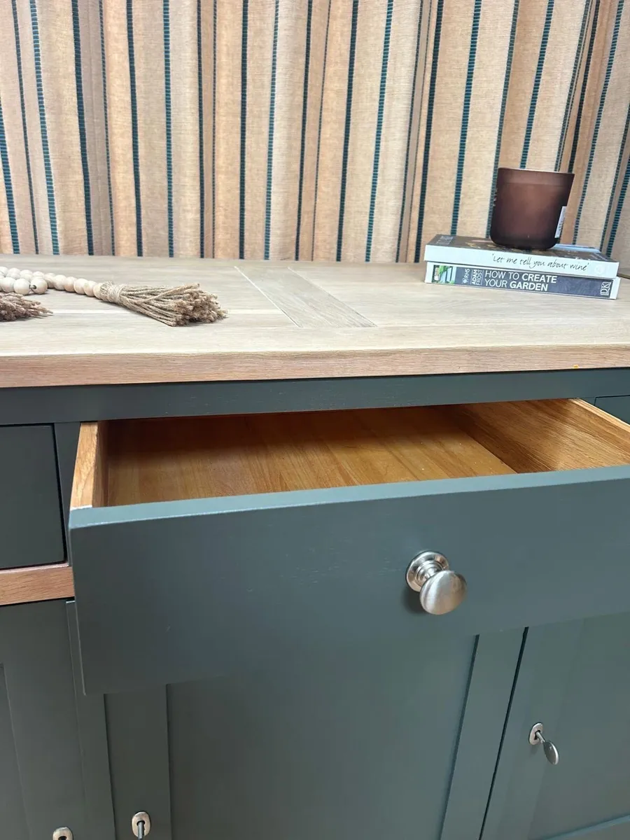 Solid oak sideboard - Image 4