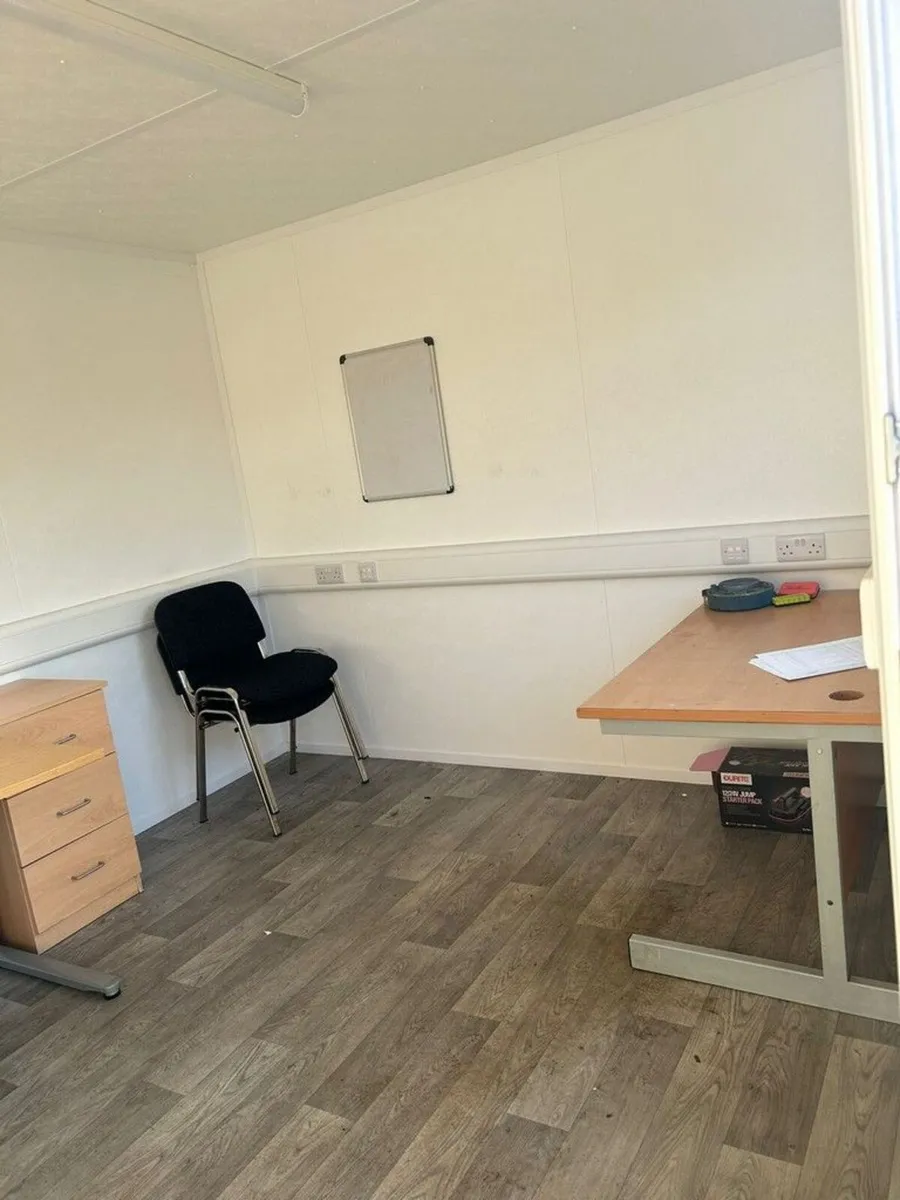 APPROX. 12ft x 10ft STEEL CLAD OPEN PLAN OFFICE - Image 2