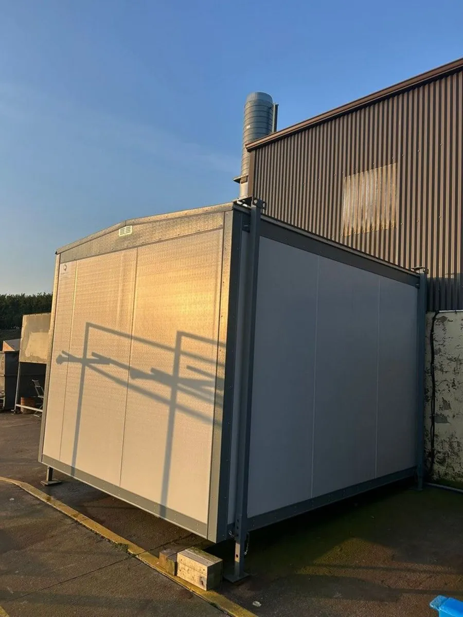 APPROX. 12ft x 10ft STEEL CLAD OPEN PLAN OFFICE - Image 4
