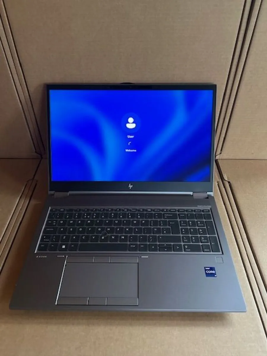 HP ZBook Studio 15.6" i9 CPU 32GB Ram 4GB Graphics - Image 2
