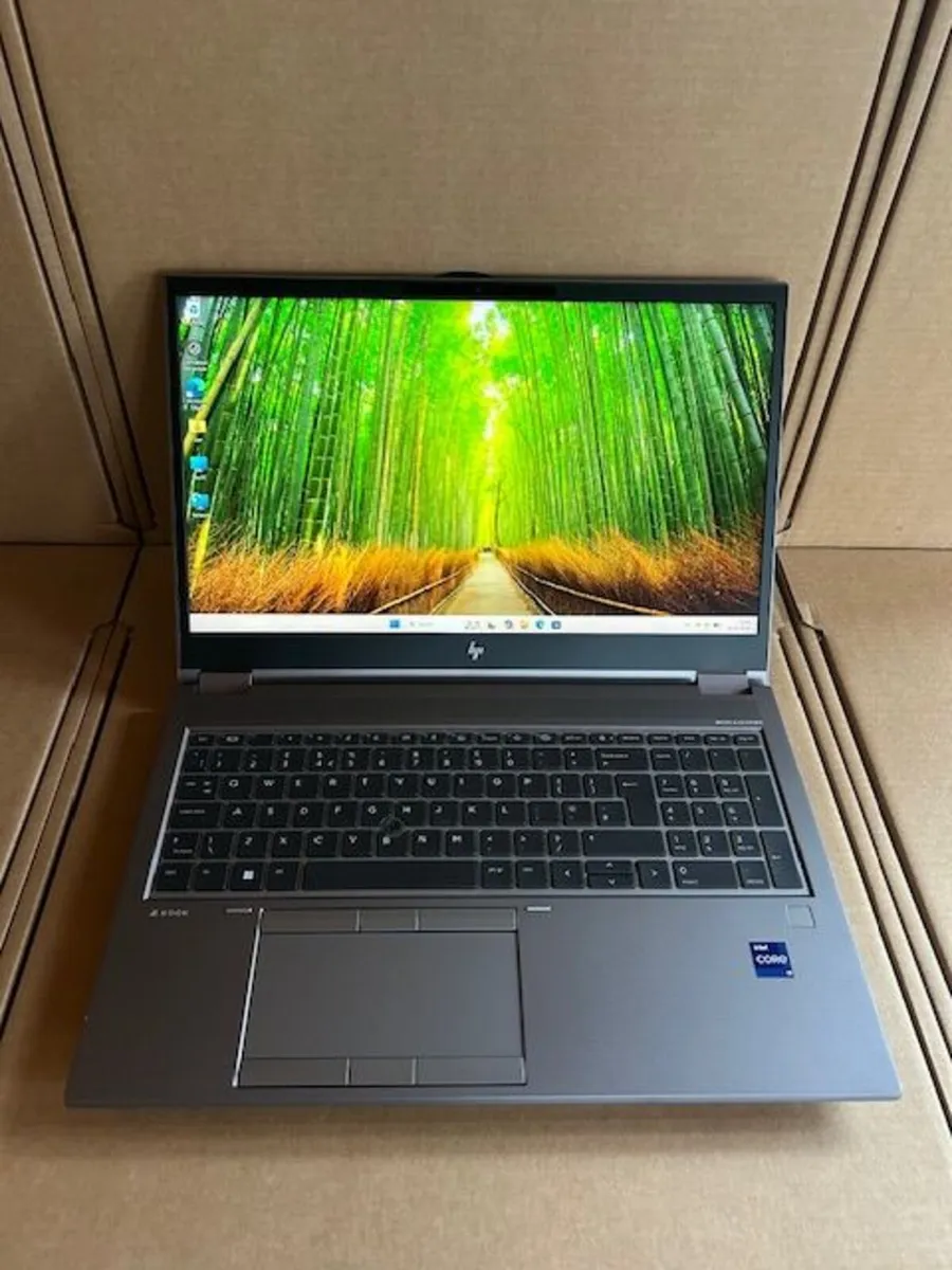 HP ZBook Studio 15.6" i9 CPU 32GB Ram 4GB Graphics - Image 1