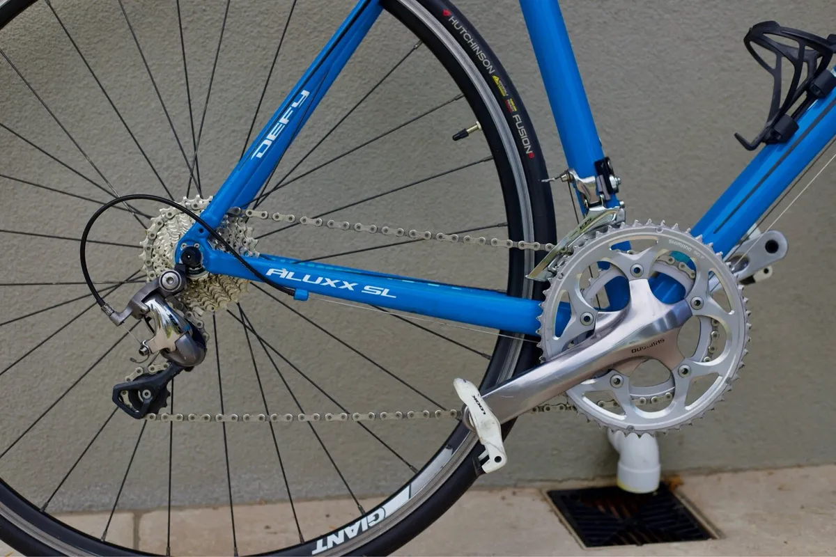 Giant Defy 1 Road Bike - Image 4