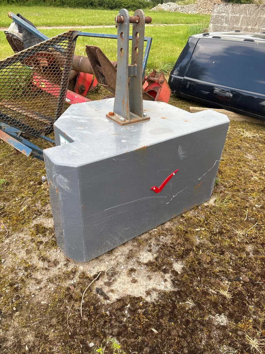 Weight block 1,000kg - Image 1