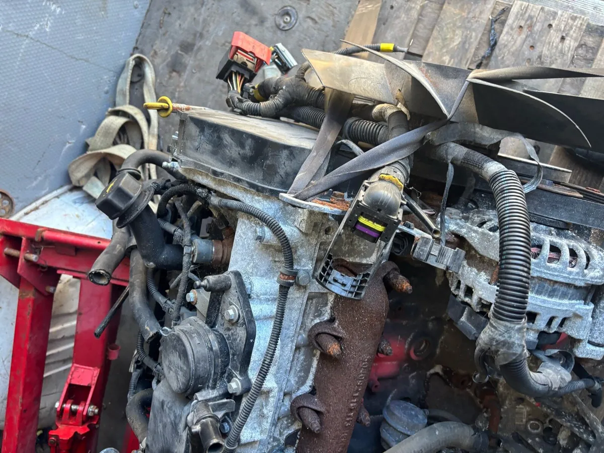 Iveco engine - Image 4