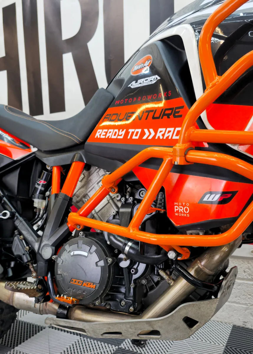 172 KTM 1090 R Adventure - Image 4