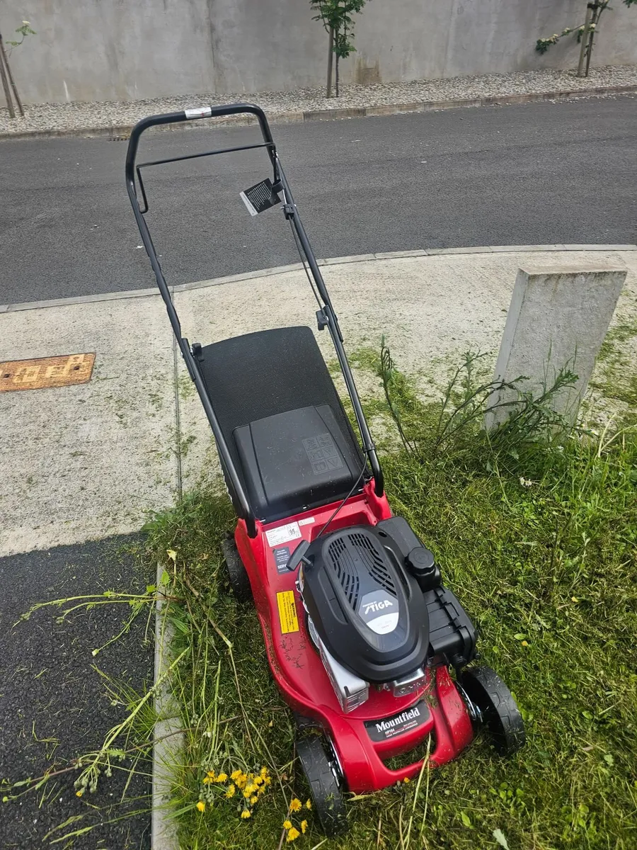 Lawnmower - Image 1