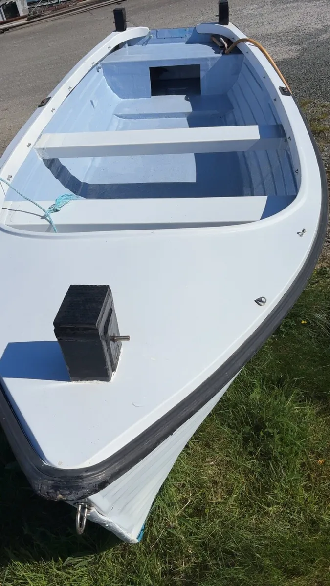 19 ft malahide Fibreglass boat - Image 2