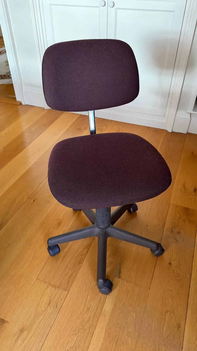 Office swivel chair
