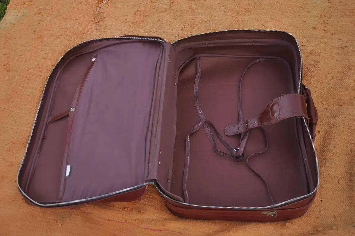 Red Vinyl Suitcase - Image 3