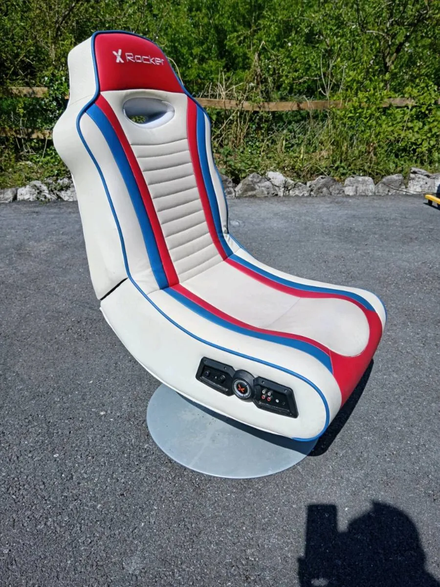 Gaming chair - Image 1