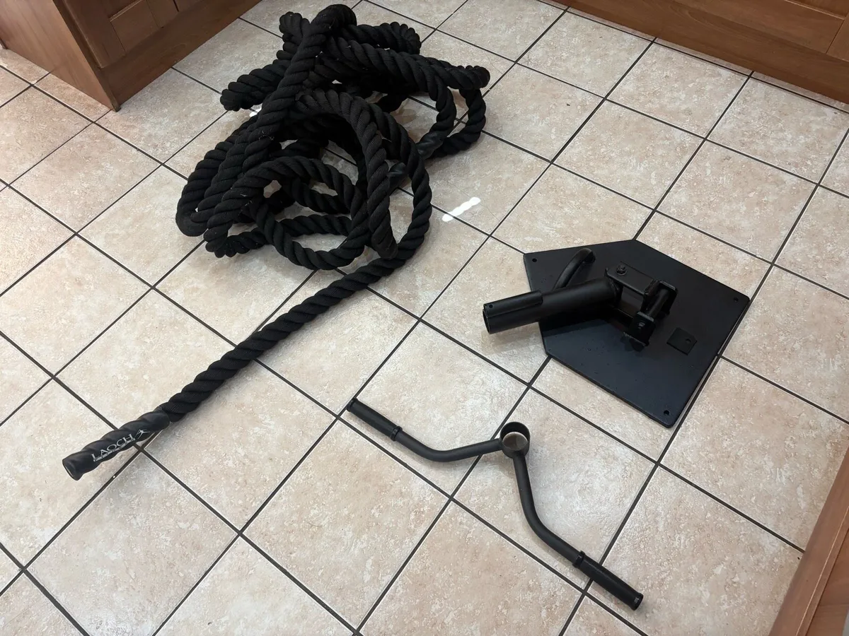 COMMERCIAL LARGE GYM LANDMINE,T BAR ROW,50FT ROPE - Image 1