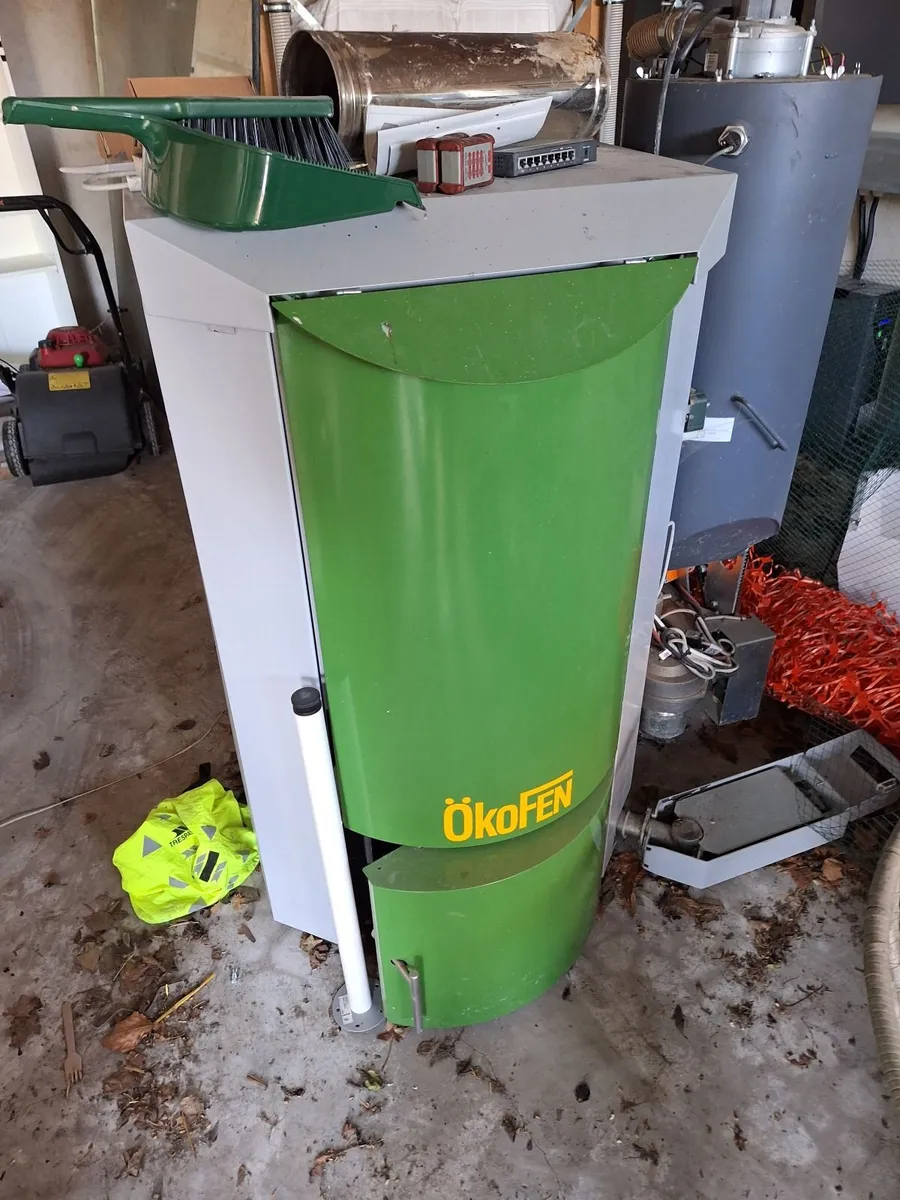 Wood pellet boiler - Image 1
