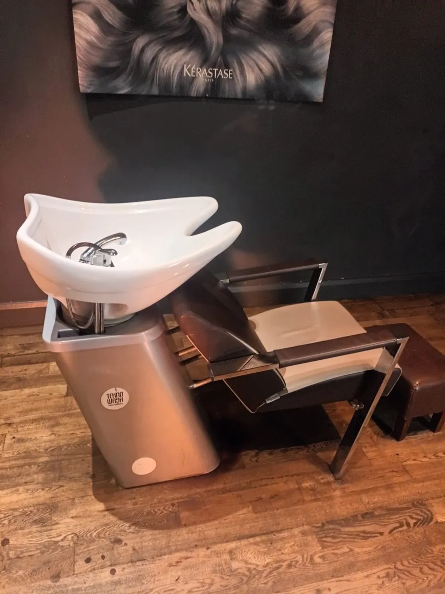 Hairdressing back wash units - Image 3