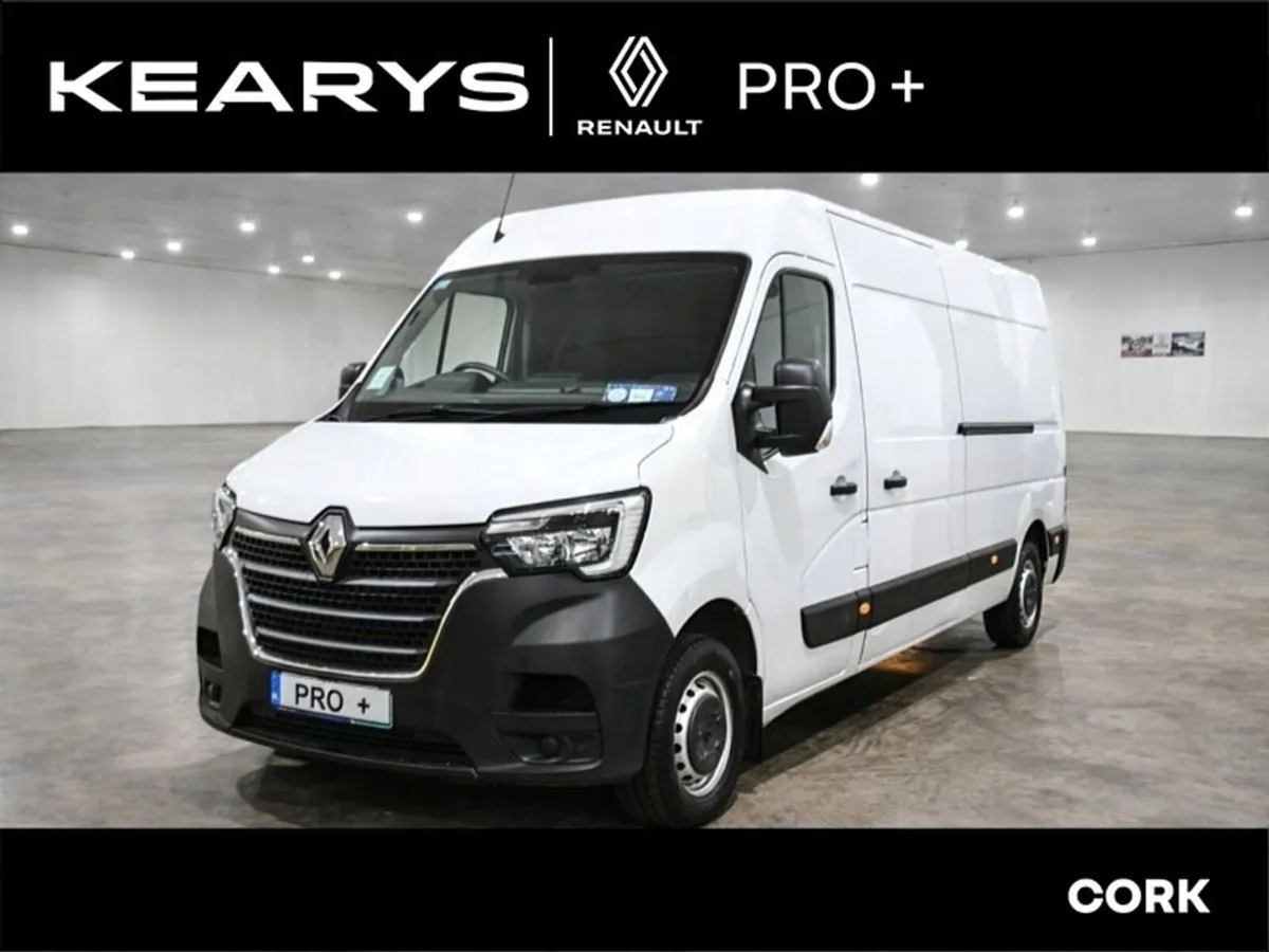 Renault Master FWD LM35 Blue dCi 135 Business MY22 - Image 1