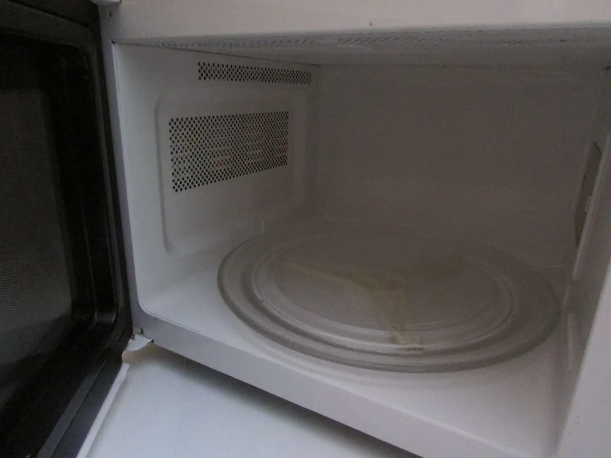 Sharp Microwave - Image 4