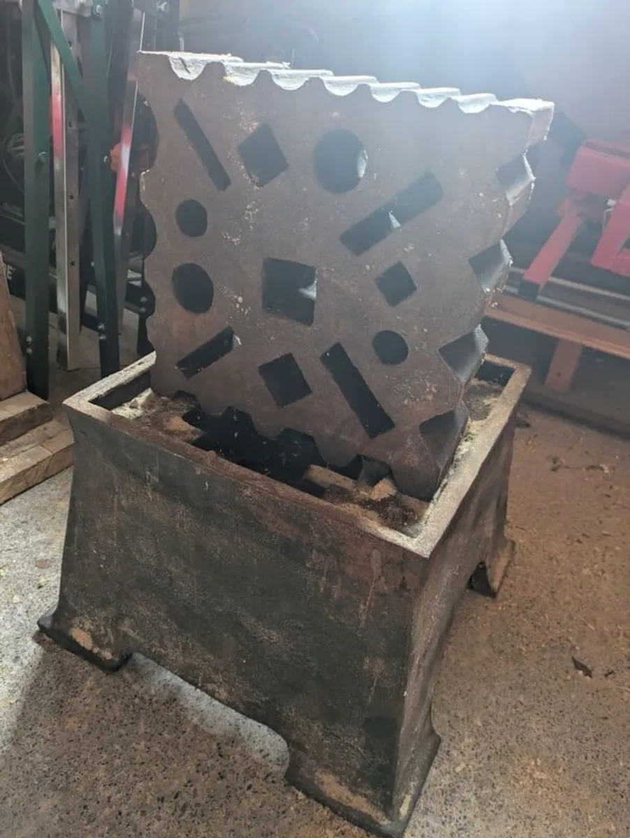 Forge Equipment - Image 4