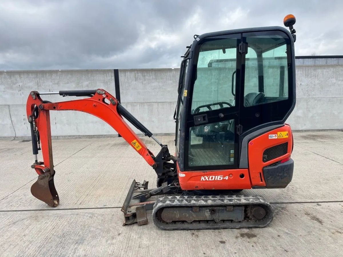 KUBOTA KX016-4 1.6 TON MINI DIGGER - Image 4