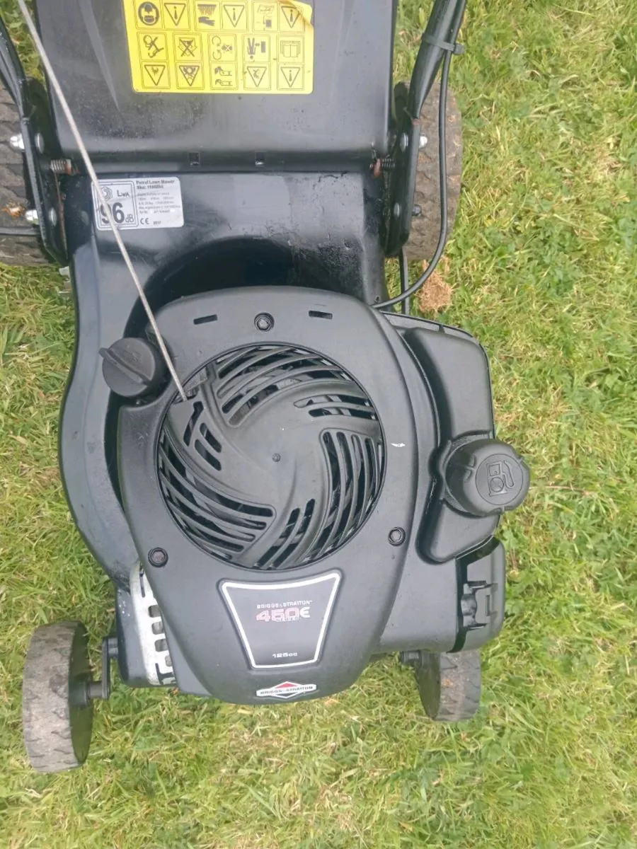Lawnmowers - Image 3