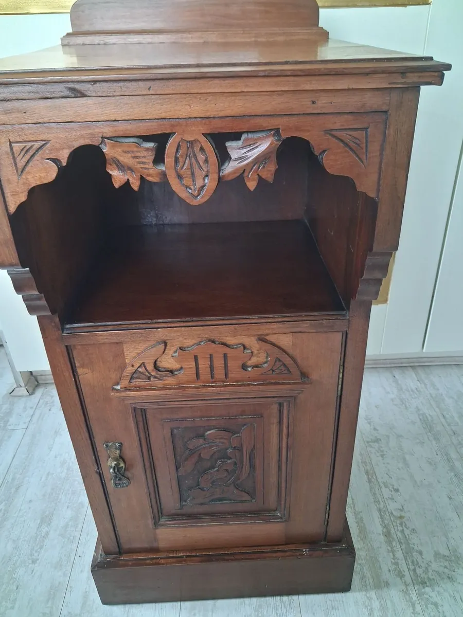 Antique carved bedside cabinet - Image 2