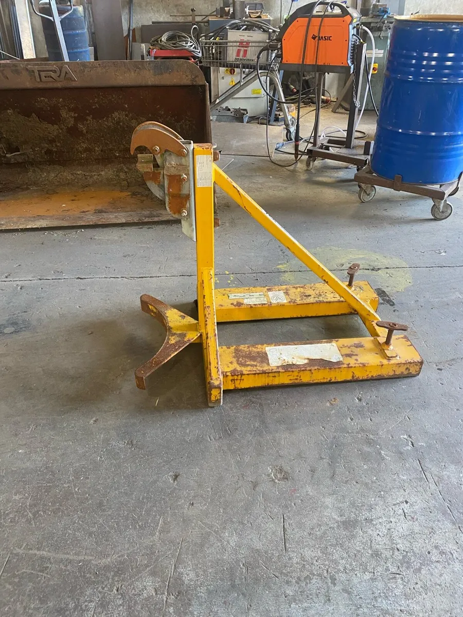 Barrel lifter - Image 1
