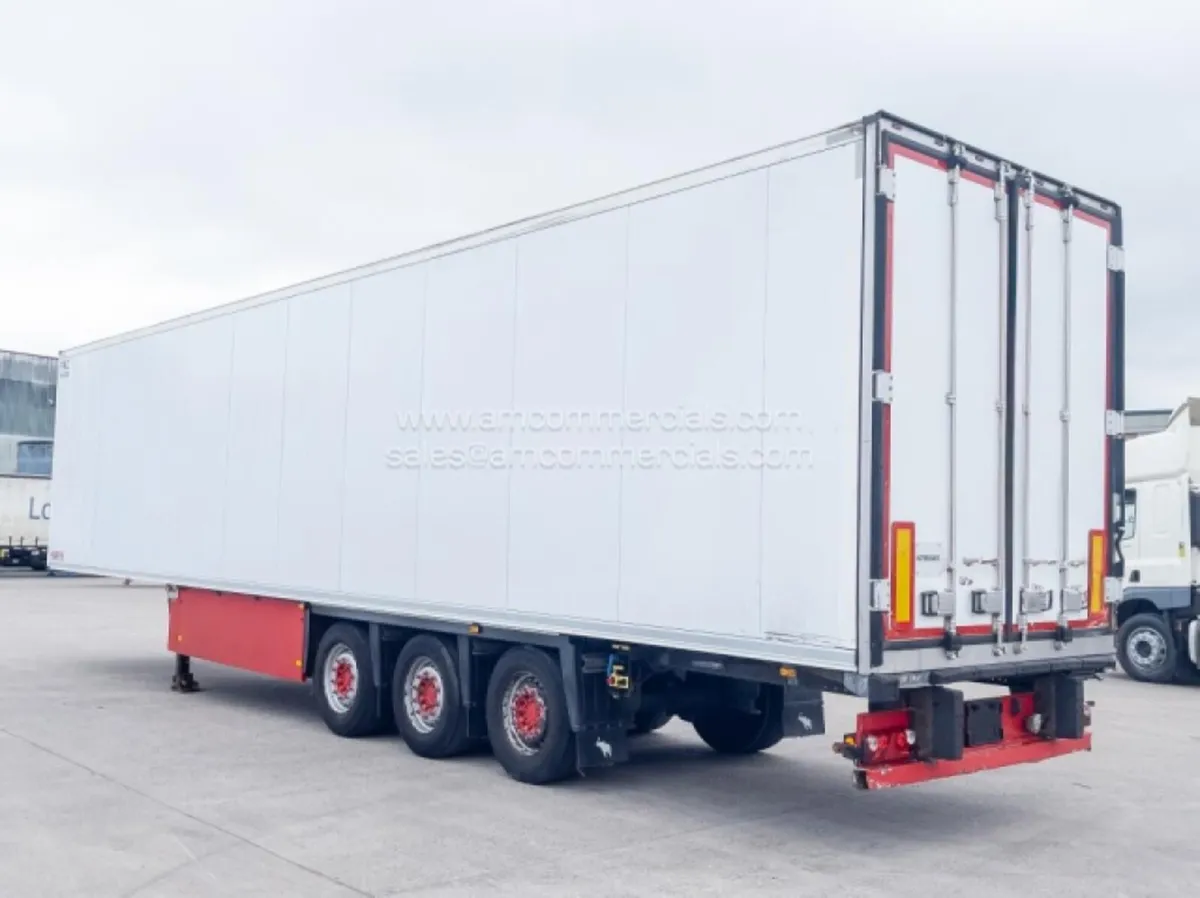 2016 SCHMITZ CARGOBULL MEAT RAILER FRIDGE TRAILER - Image 4