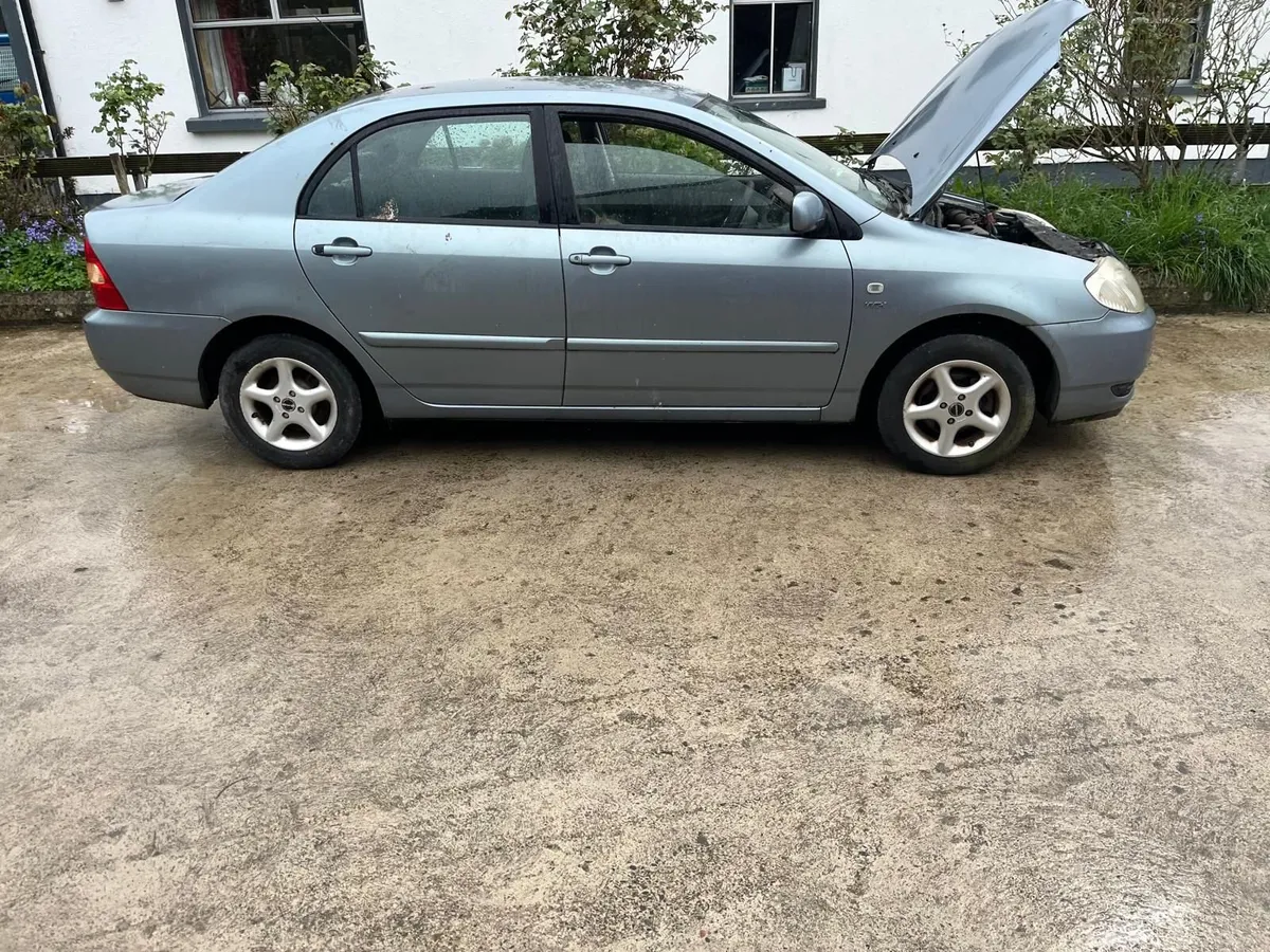 Toyota Corolla Saloon 2003 - Image 4