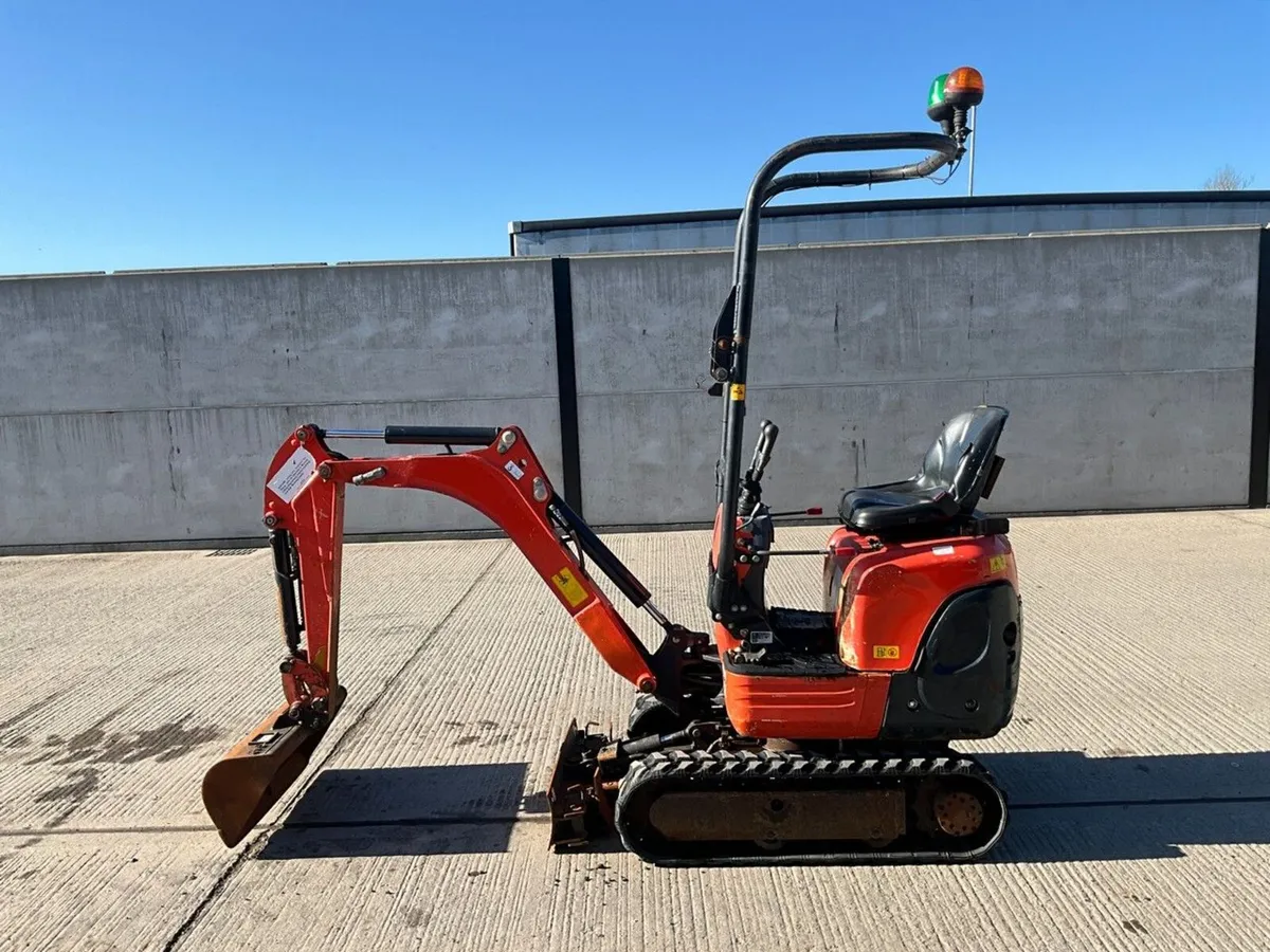 KUBOTA K008-3 1 TON MICRO DIGGER - Image 3