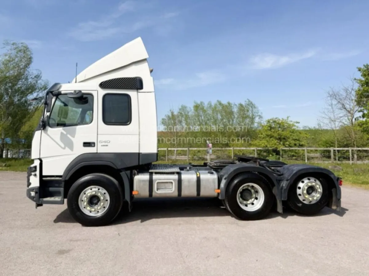 2021 VOLVO FMX 540 - Image 2