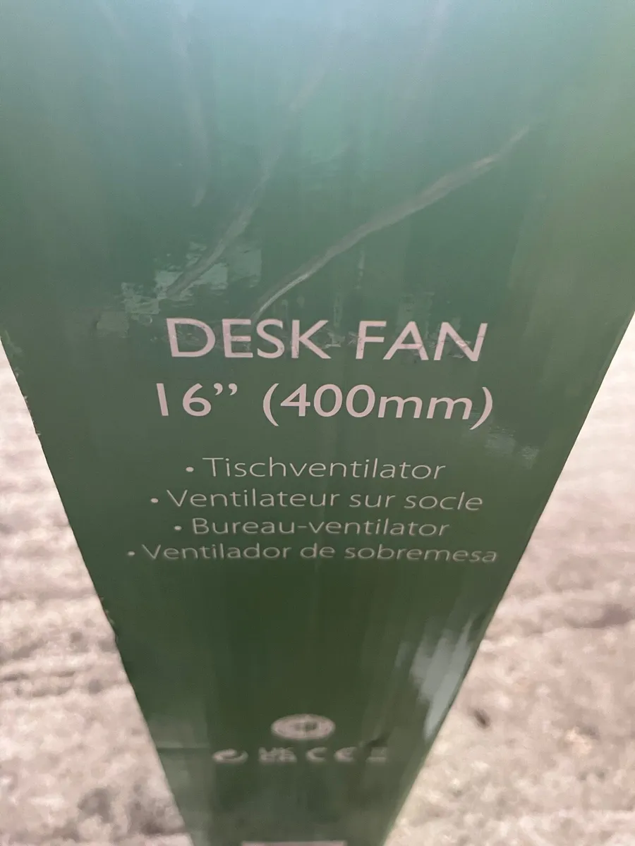 Q-Connect 16” Desk Fan - Image 2
