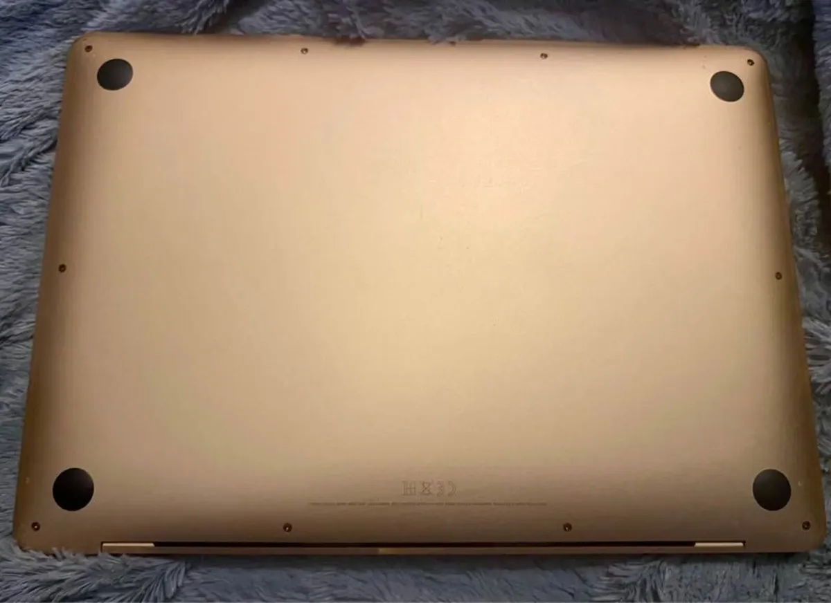 Apple MacBook Air M1 – 13” – 2020 – Gold - Image 2