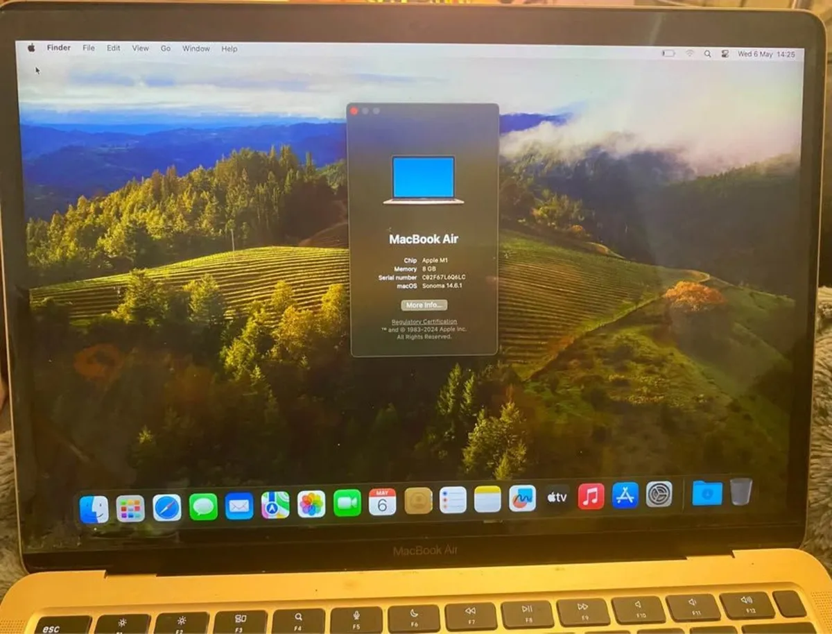 Apple MacBook Air M1 – 13” – 2020 – Gold - Image 3