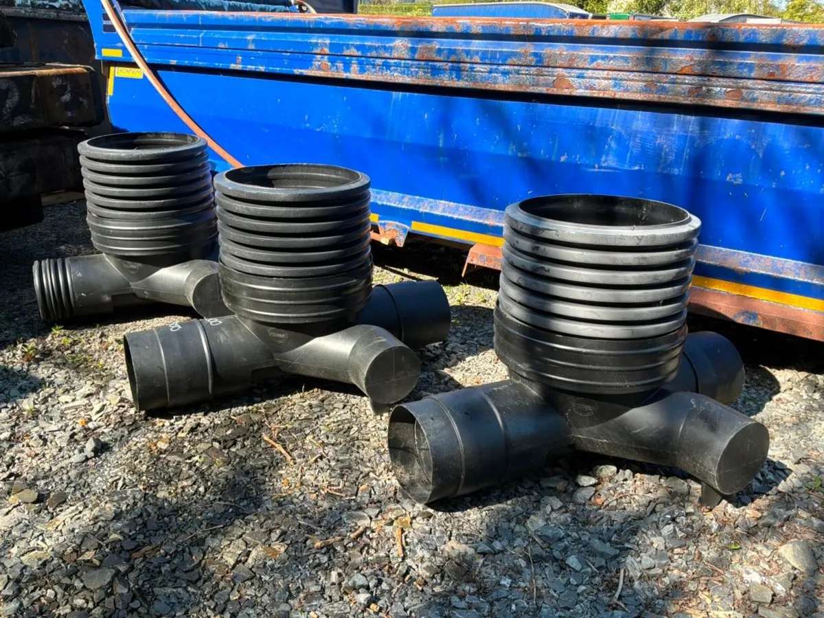 12"  TWIN WALL DRAINAGE MAN HOLE BASES. - Image 2