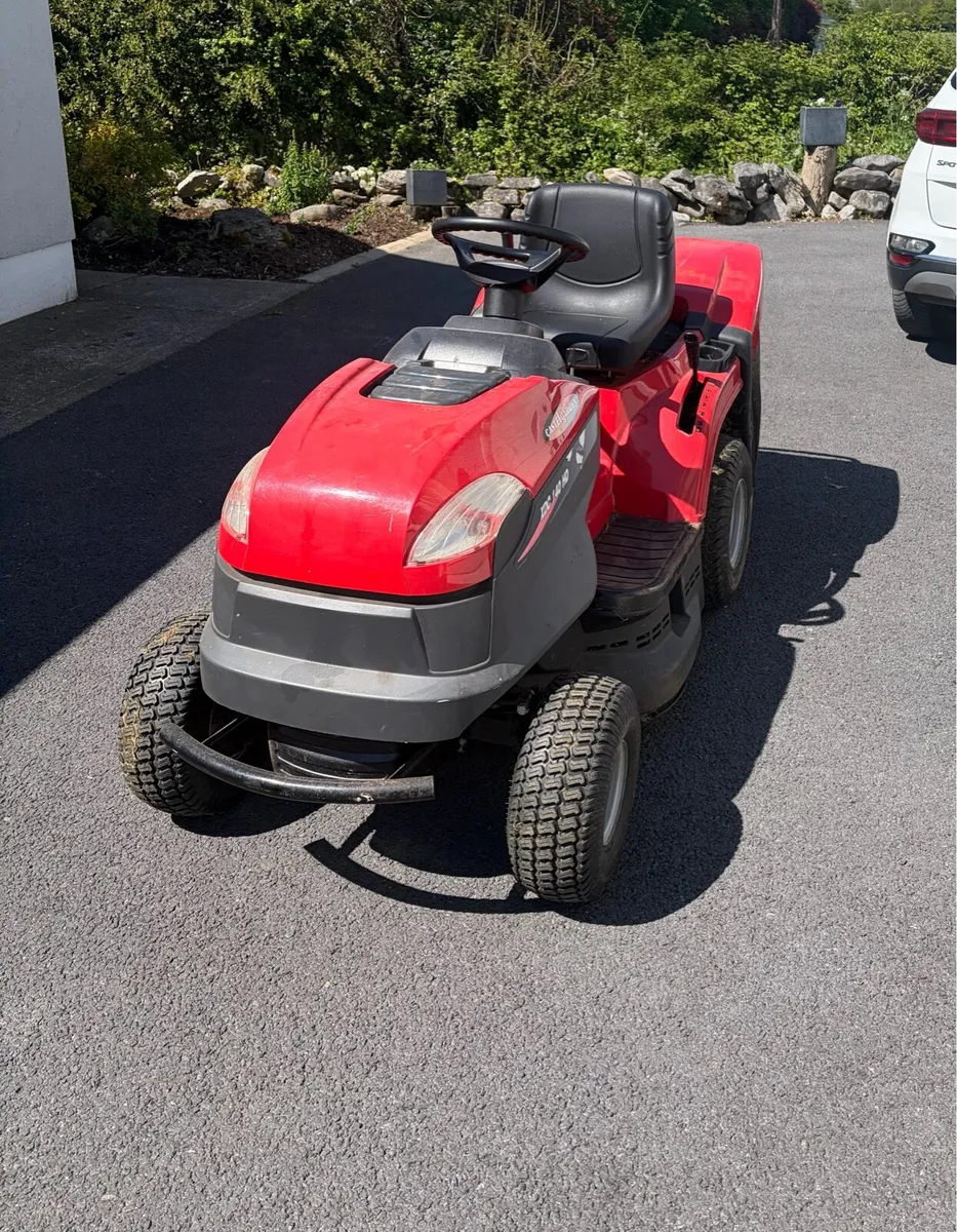 Castle garden Lawnmower - Image 1