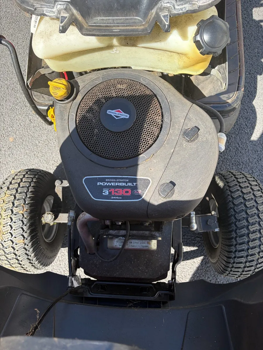 Castle garden Lawnmower - Image 4