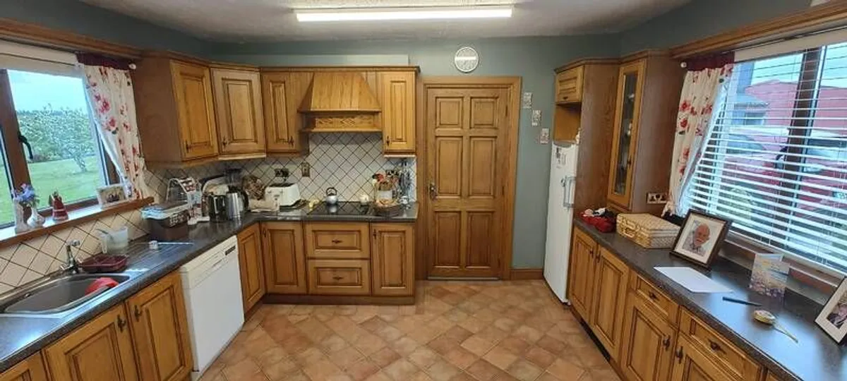 Solid Wood Kitchen - Complete Set (All Units + Worktops) - Image 3