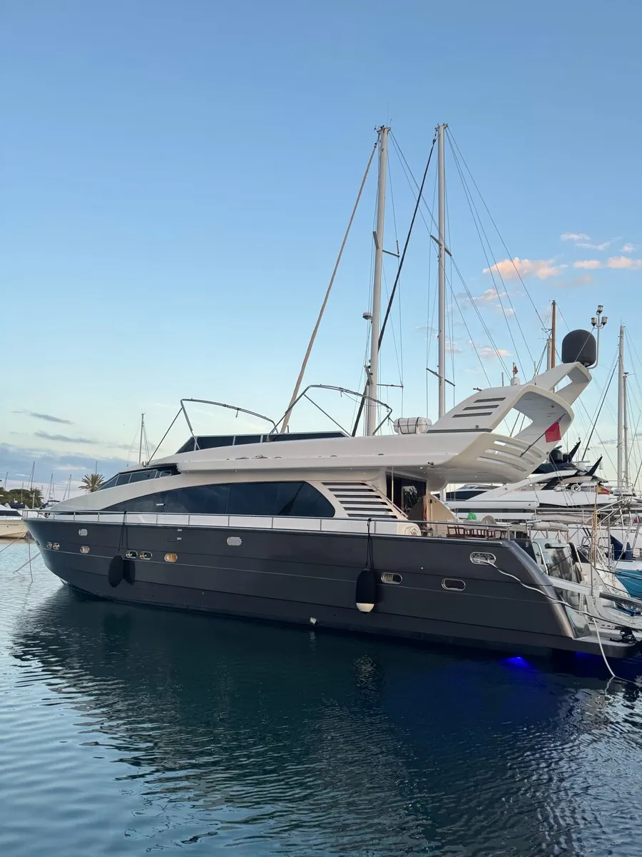 Super yacht share for sale - Image 2