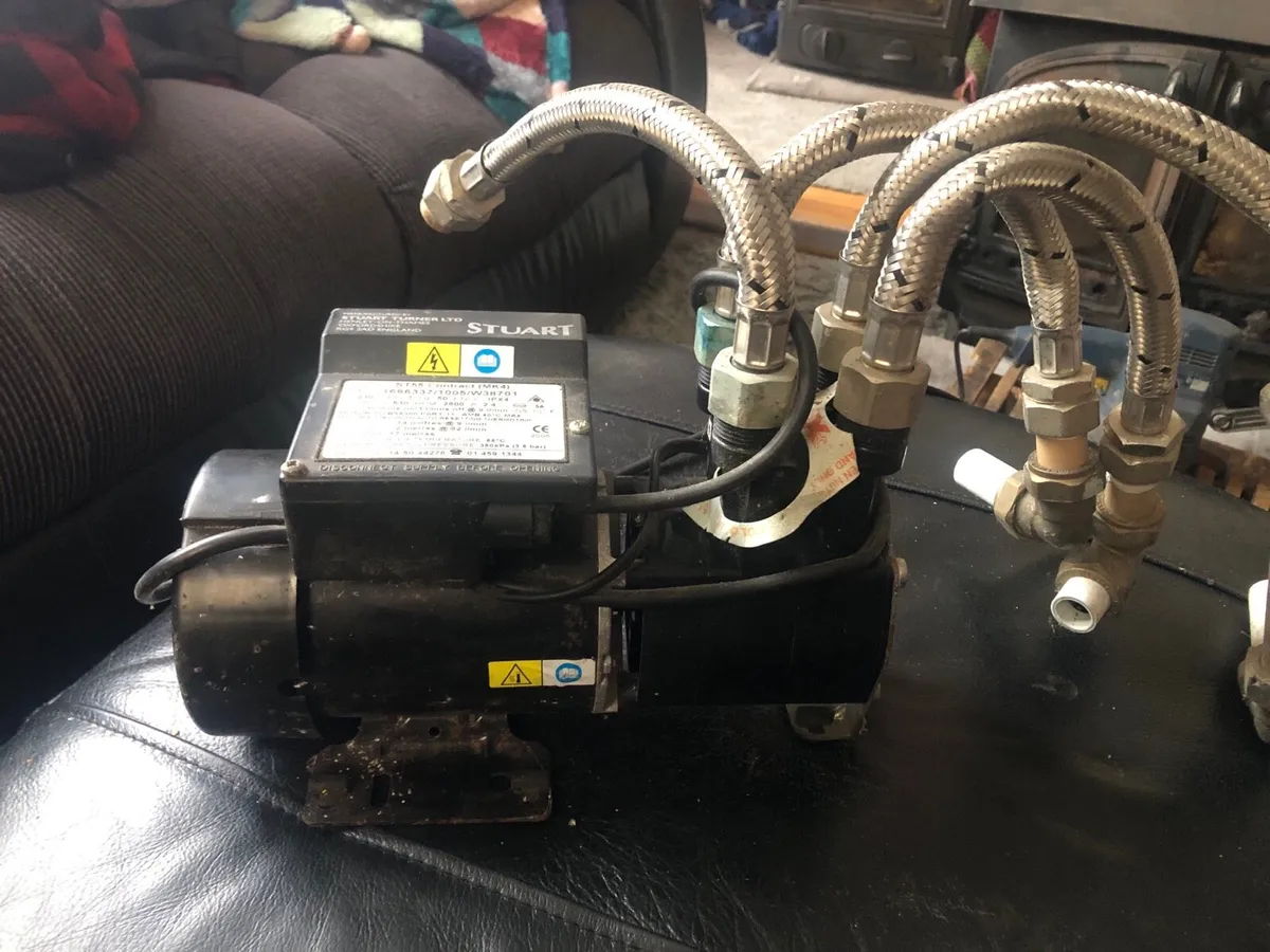 Shower pump - Image 1