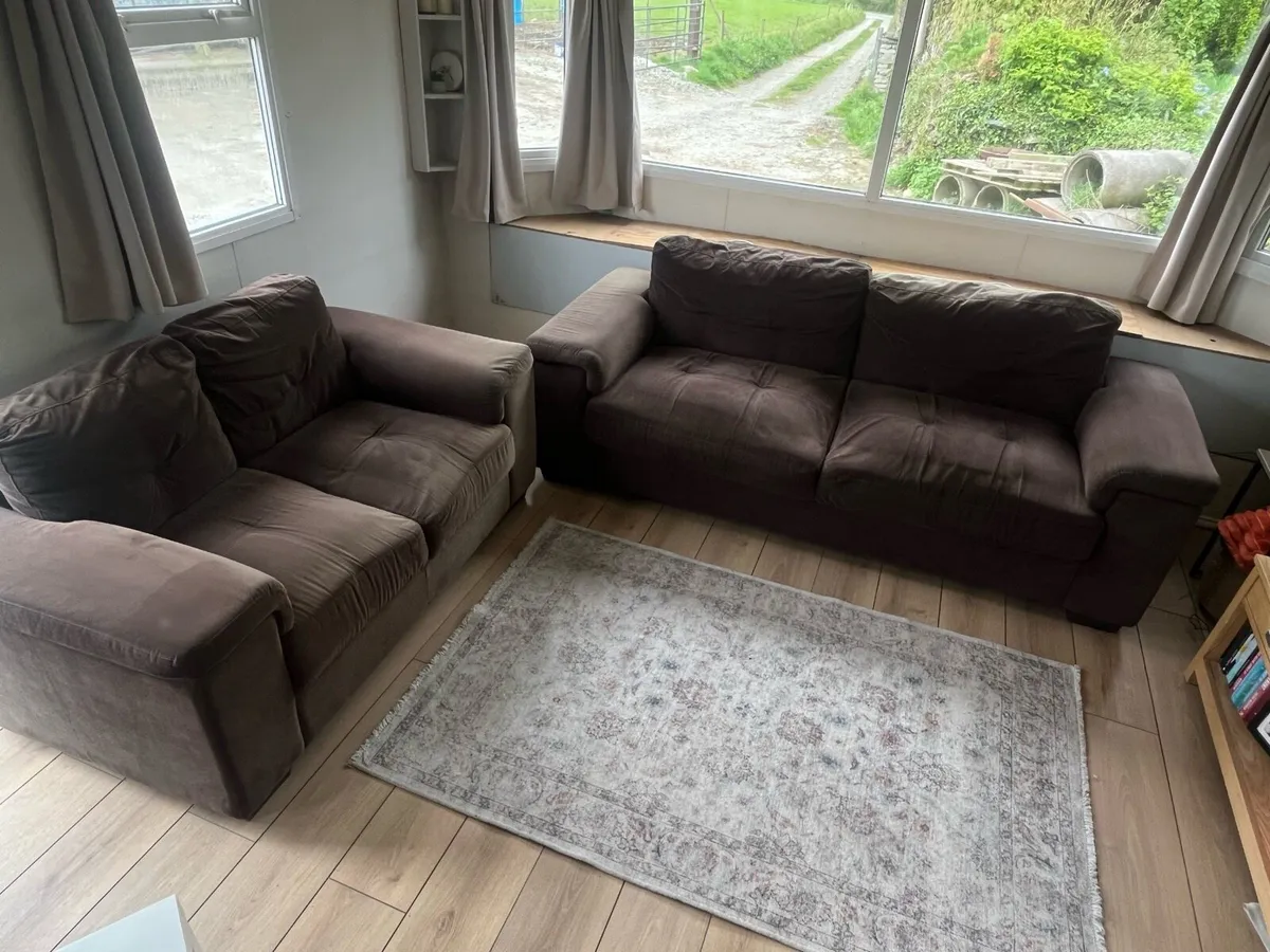 2 & 3 Seater Couch - Image 2