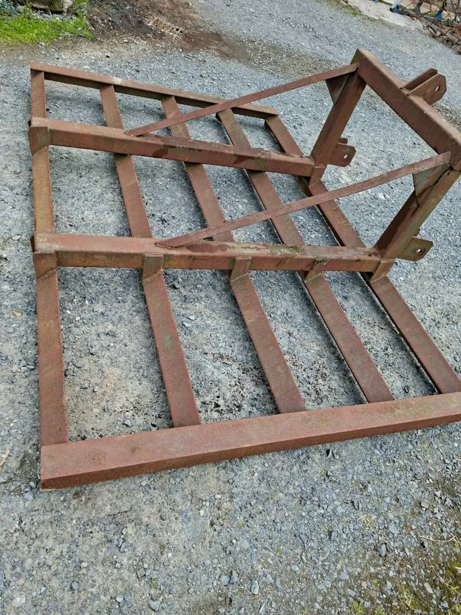 Fleming  18 ft chain harrows - Image 3