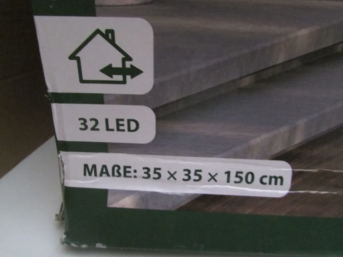 LED Solar Floor Lamp - Image 4