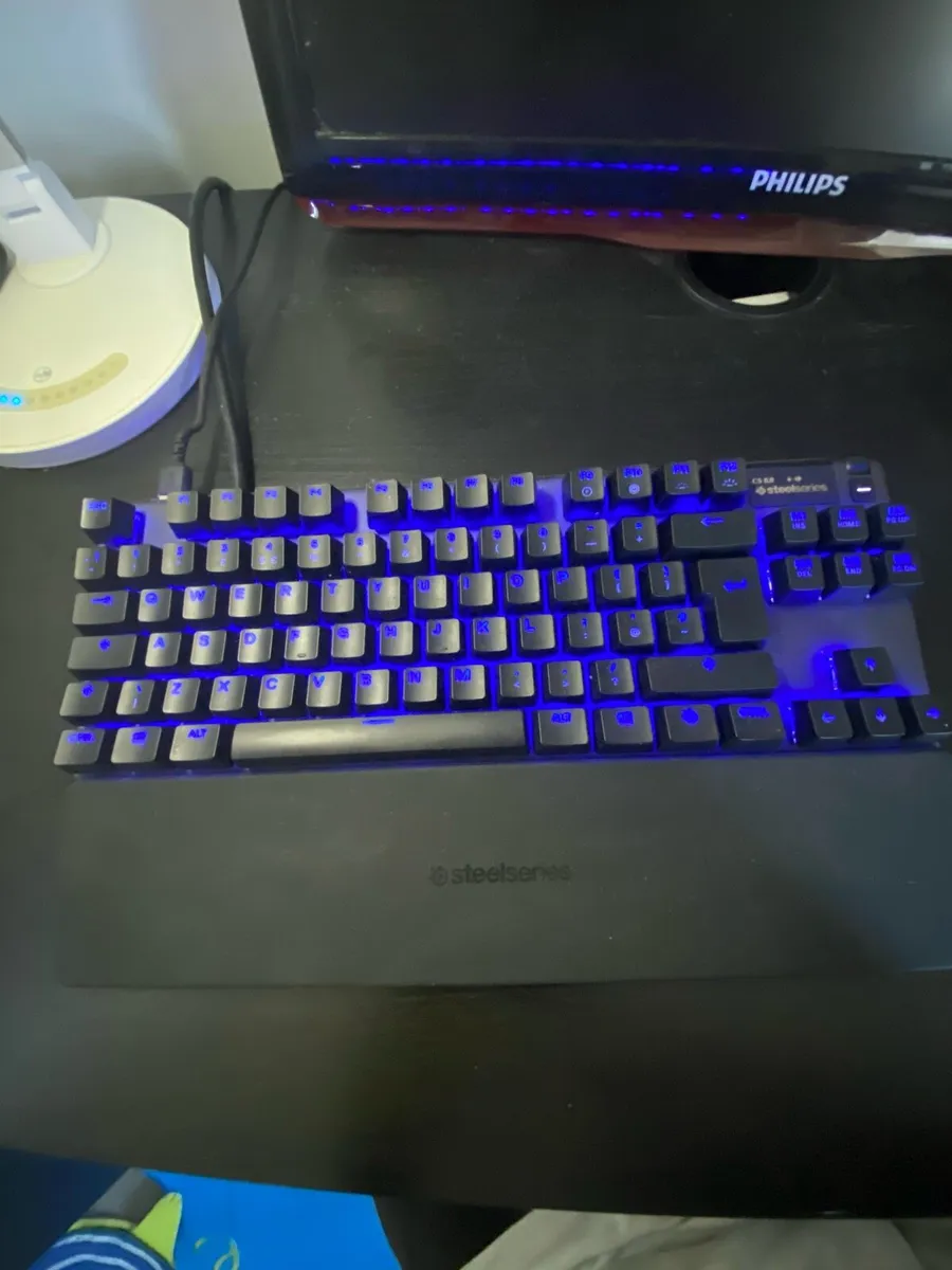 Apex pro tkl (Gaming Keyboard) - Image 1
