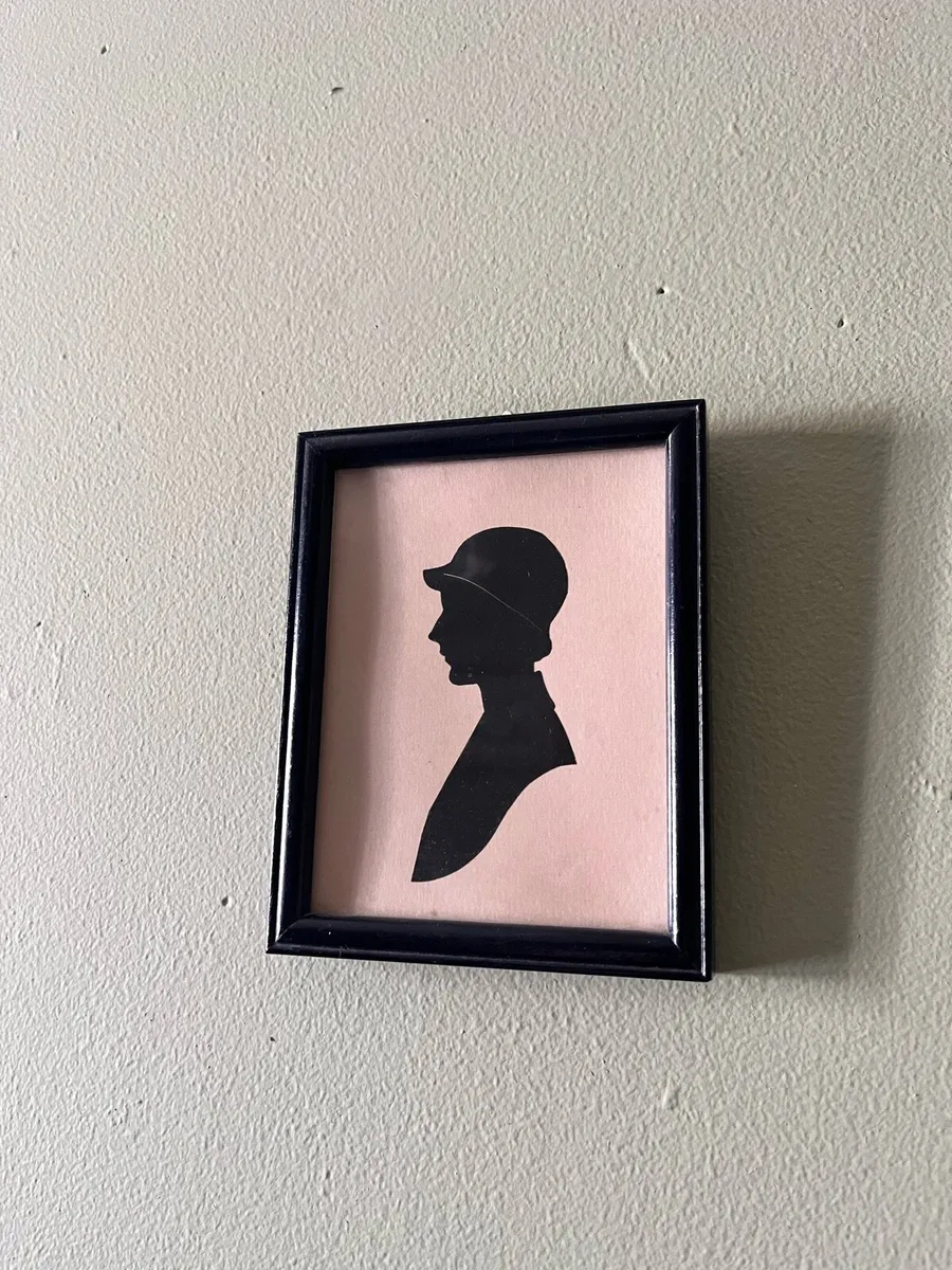 Antique Silhouette of lady