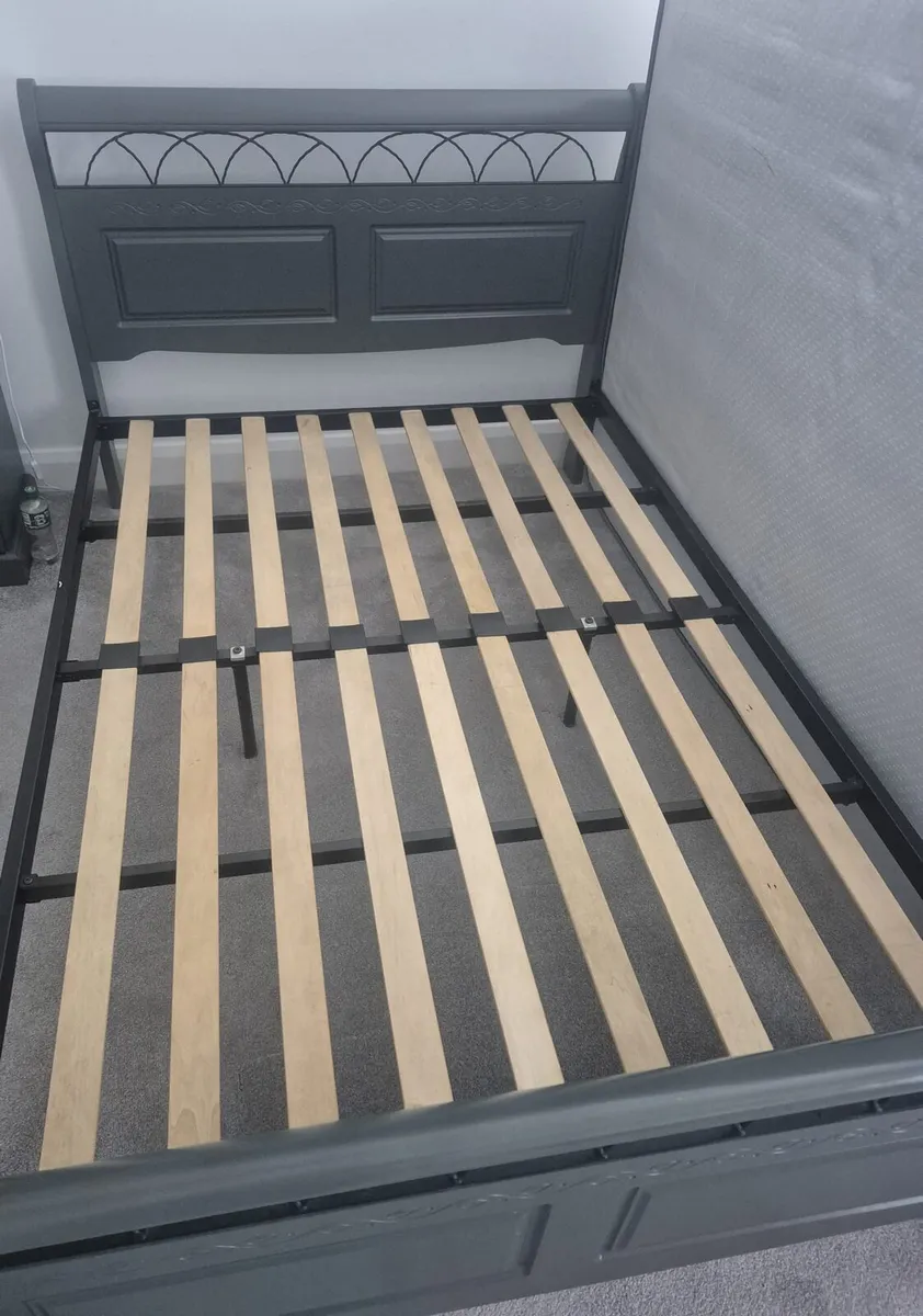 Double sleigh bed - Image 2