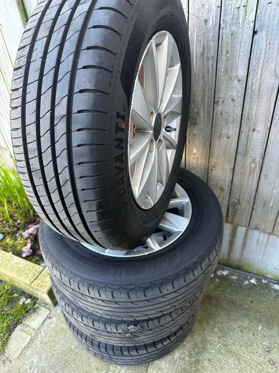Volkswagen Golf Alloys - Image 2